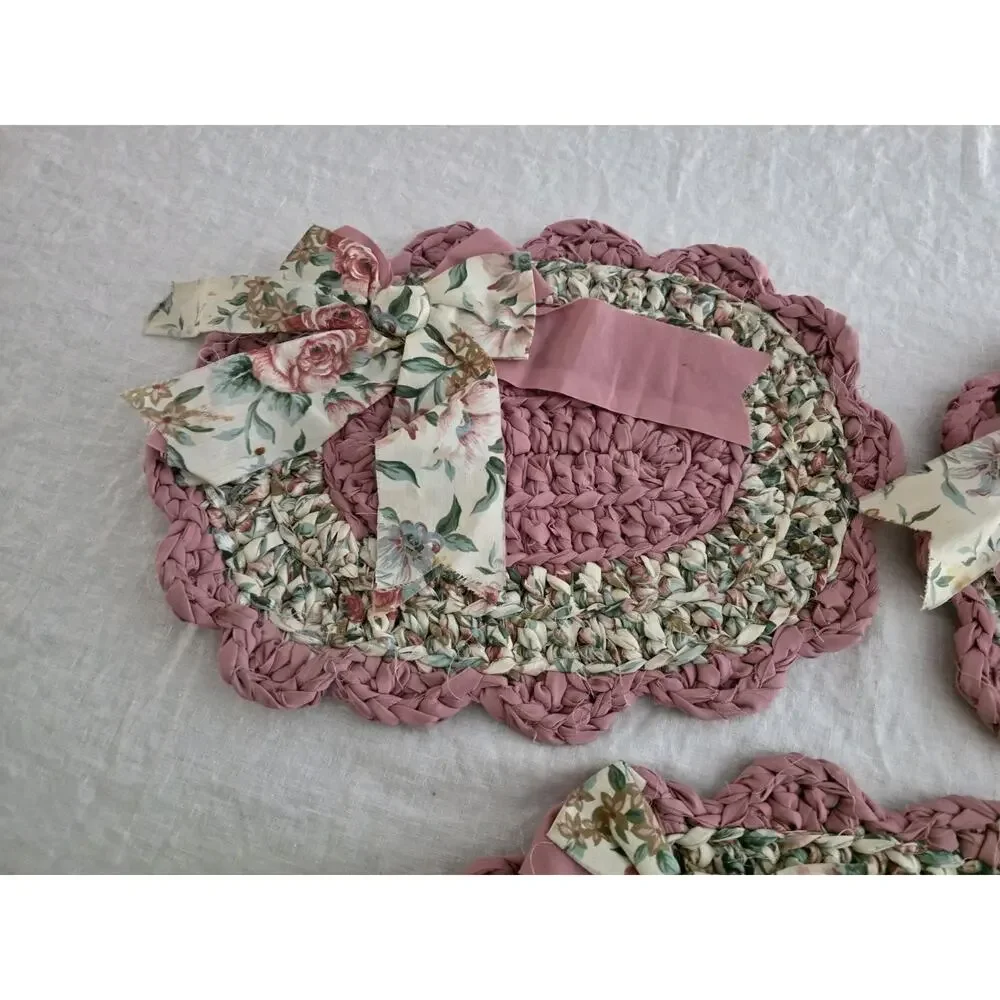 Handmade Rag Rug Placemats Set 3 Cottage Bow Kitsch Cottagecore Vintage Floral